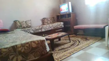 منزل يقع في عين بن عمران