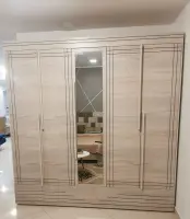Armoire 5 portes avec coffré