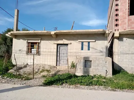 منزل وهيكل للبيع بحامة بوزيان قسنطينة