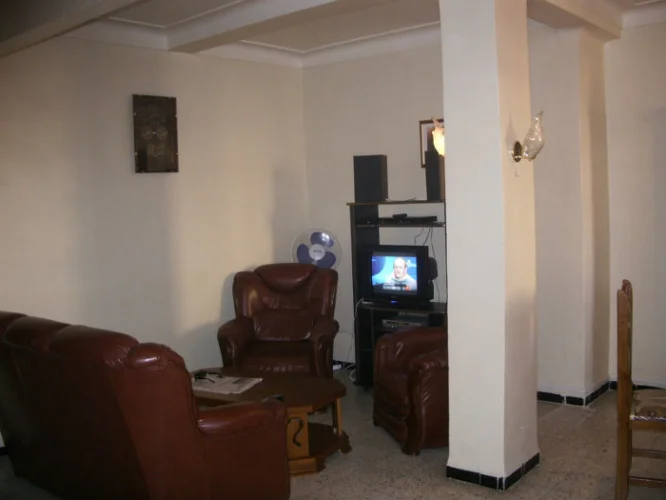 Appartement à F3 de 100m2 Meuble