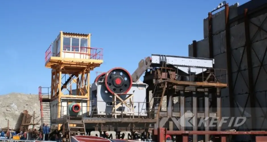 Concasseur à mâchoire de pierre 150 t/h