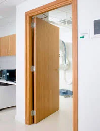 Porte 2mm salle de radiologie et scanner