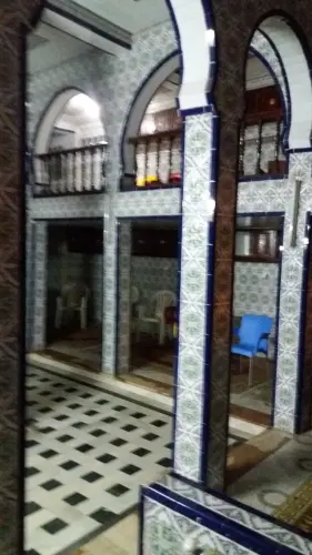 Hammam sauna, douches et salon de coiffure femme