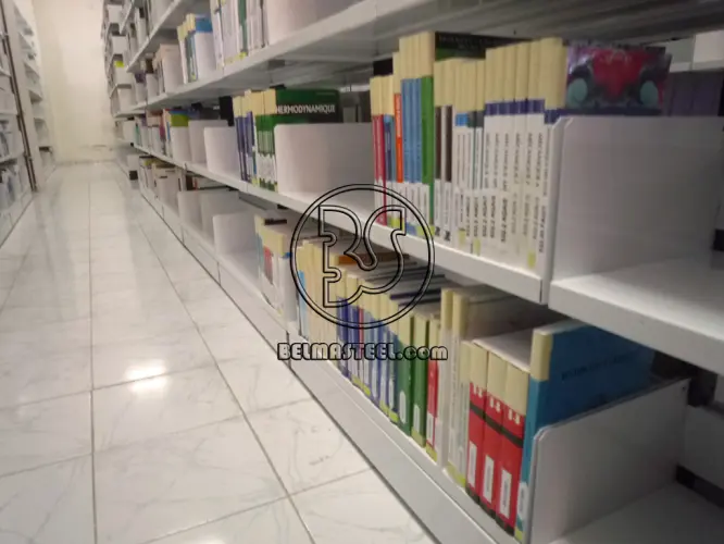 Rayonnage Bibliothèque Accés Libre