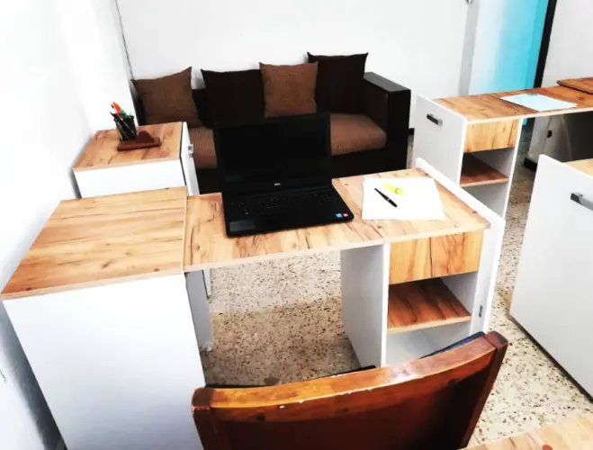 Espace adaptable pour réunions, Ateliers et formations