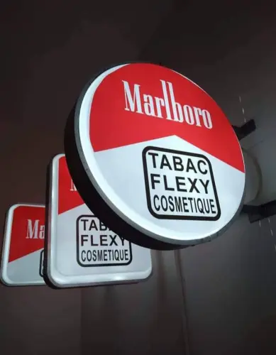 enseignes et panneaux publicitaire et habillage allucobond