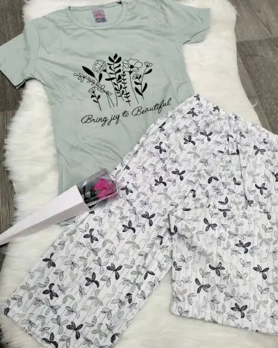 Beaux Ensembles de pyjama pour femmes