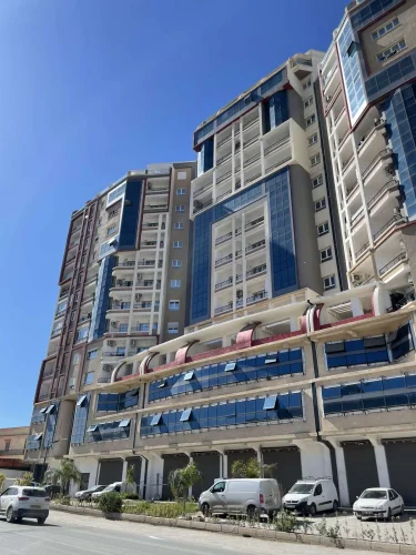 Appartement f3 à akbou