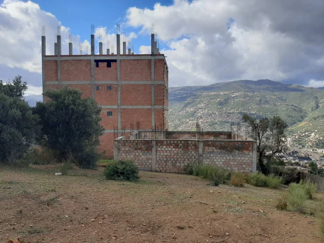 Terrain Exclusif à Sidi Ayad, Village Maala, Wilaya de Béjaïa