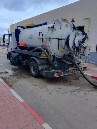 Camion débouchage