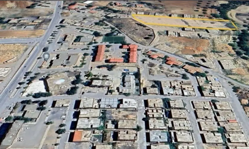 Terrain constructible de 6500m²