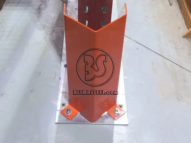 Sabot de protection d'échelle de rack à palettes