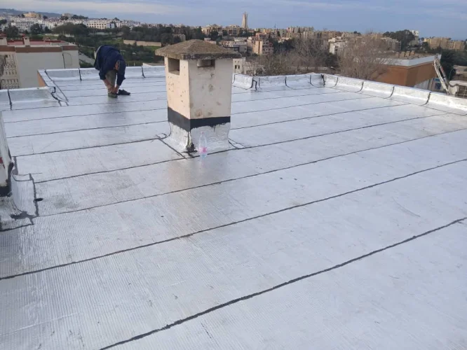 نقدم خدمات تغليف السطوح و العزل المائي