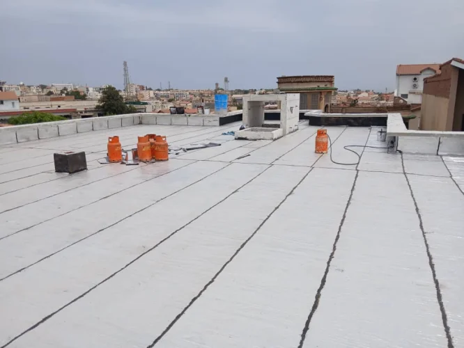 نقدم خدمات تغليف السطوح و العزل المائي