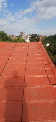 نقدم خدمات تغليف السطوح و العزل المائي