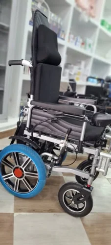 Fauteuil roulant électrique : confort et autonomie au quotidien