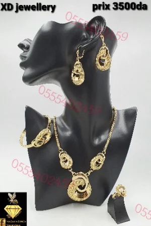 Bijoux et parure en plaqué