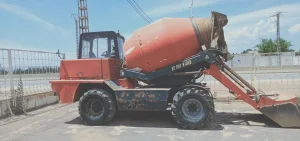 camion auto bétonnière