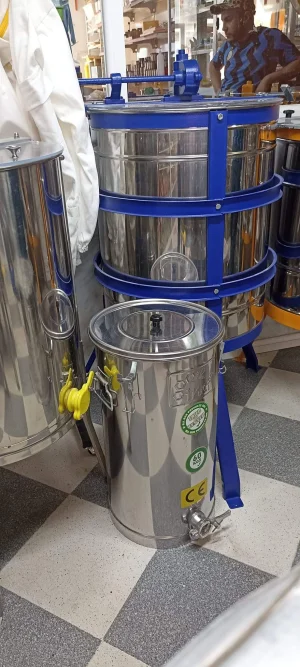 بيع جميع مستلزمات تربية النحل