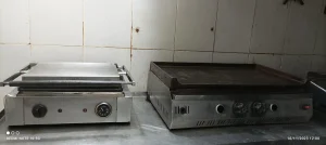 Grillade en fonte et panineuse