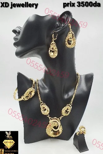 Bijoux et parure en plaqué